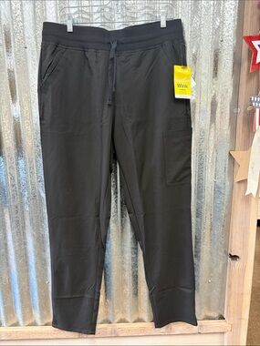 Women’s Wink Black Straight Leg Scrub Pant